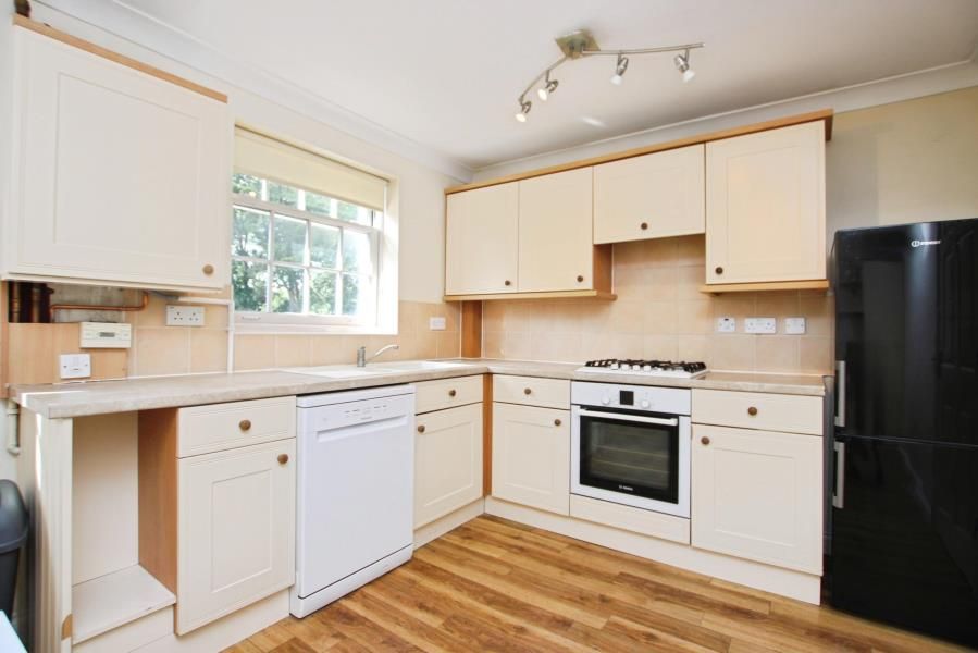 Property photo 3 of 14