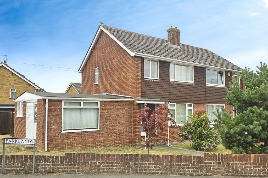 Property photo 1 of 12 External