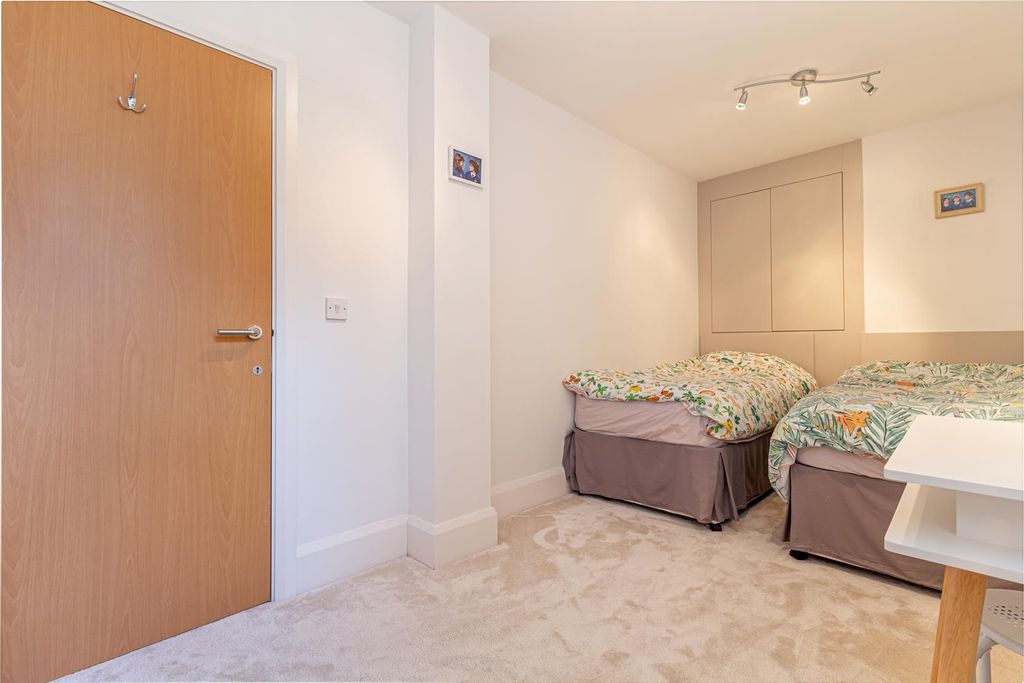 Additional image 20 of 2 bed flat for saleSt. Anns Road, Malvern WR14