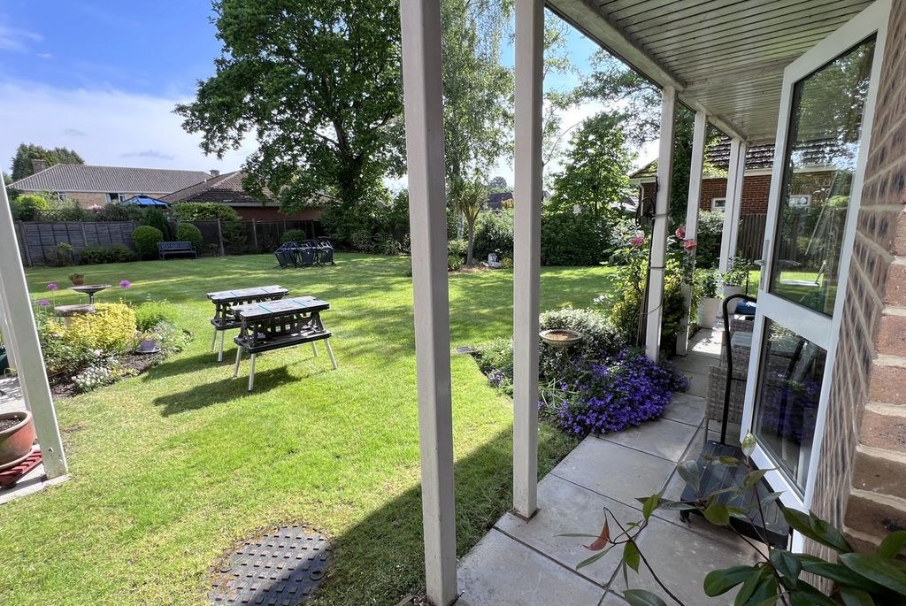 Property photo 3 of 13