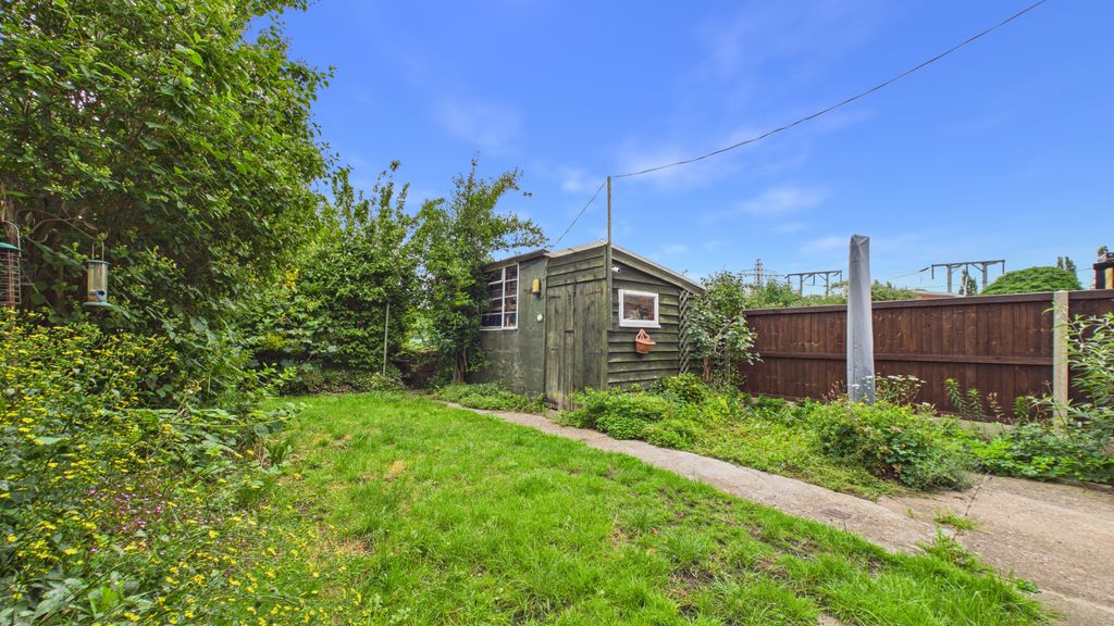 Property photo 3 of 9