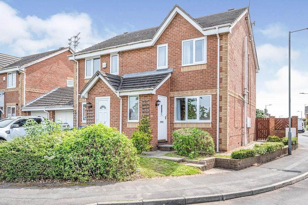 Property photo 1 of 13 Grange Court