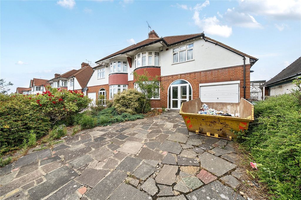 Property photo 1 of 18 Picture No. 01