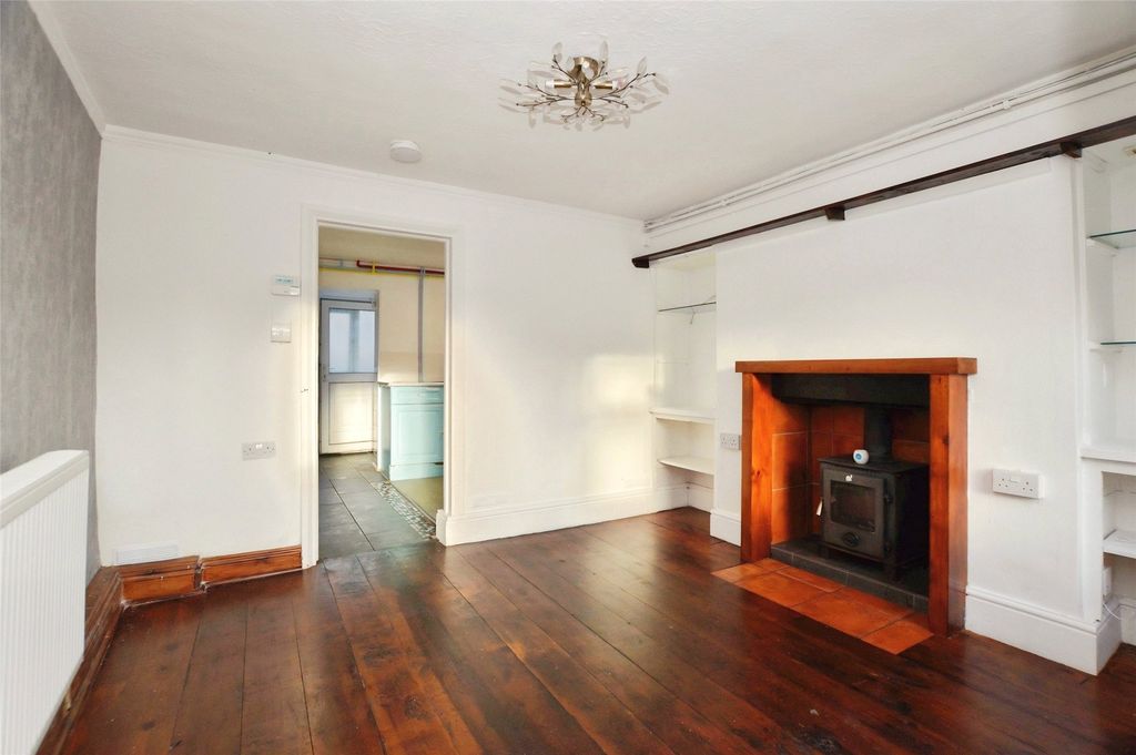 Property photo 3 of 11 Picture No. 33