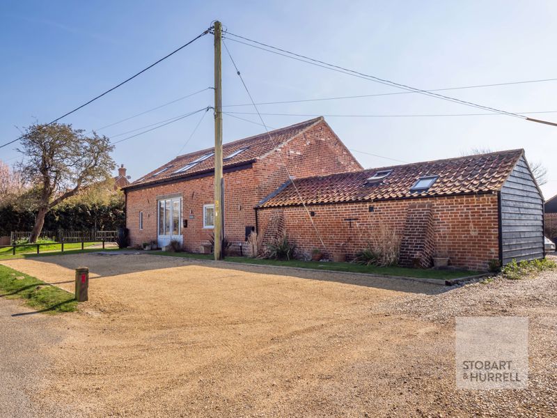 Property photo 1 of 31 Front