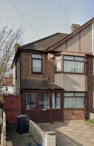 Property photo 1 of 1 Three Bed Semi-Detached House To Rent Abbey Road, Ilford Ig2