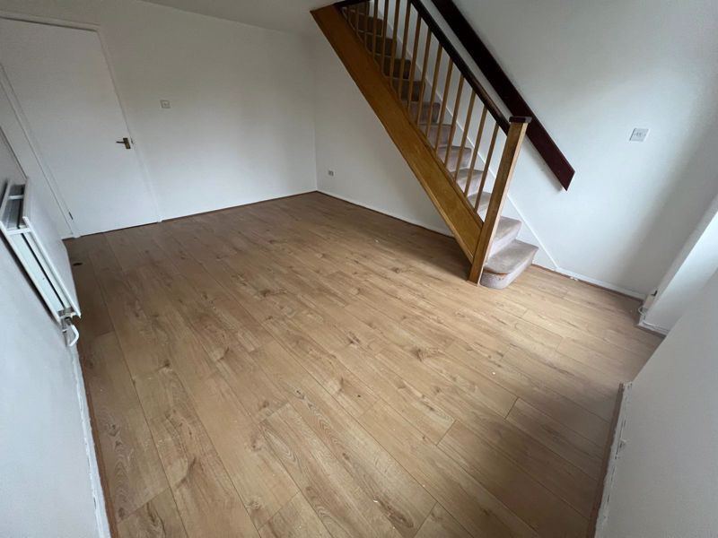 Property photo 2 of 12 Photo 11