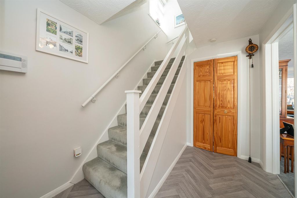 Property photo 2 of 17 Hall