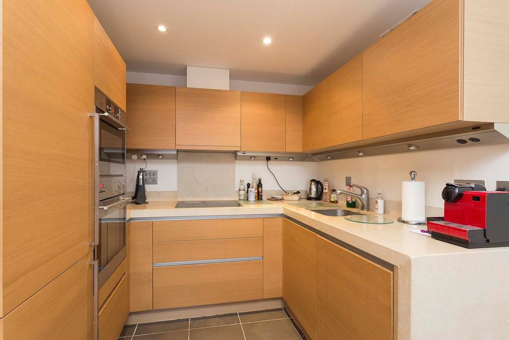 Property photo 3 of 15 Picture No. 21