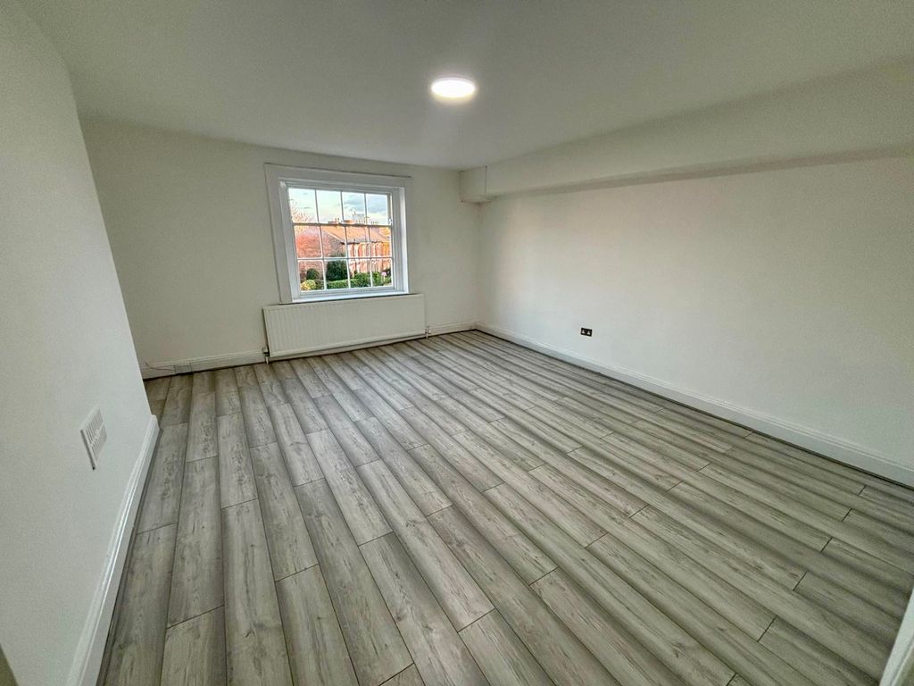 Property photo 2 of 4 Image