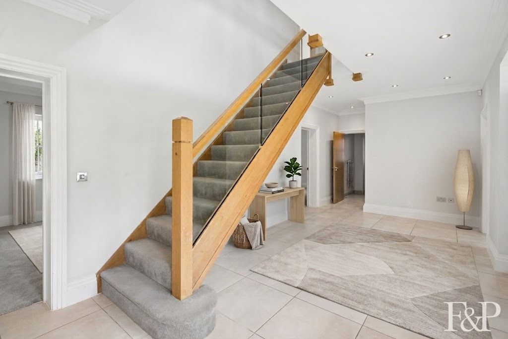 Property photo 3 of 26 4106218