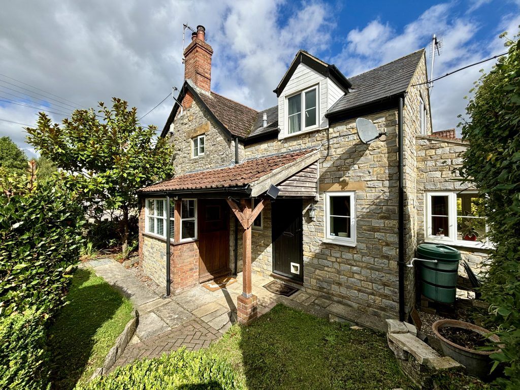 Property photo 1 of 16
