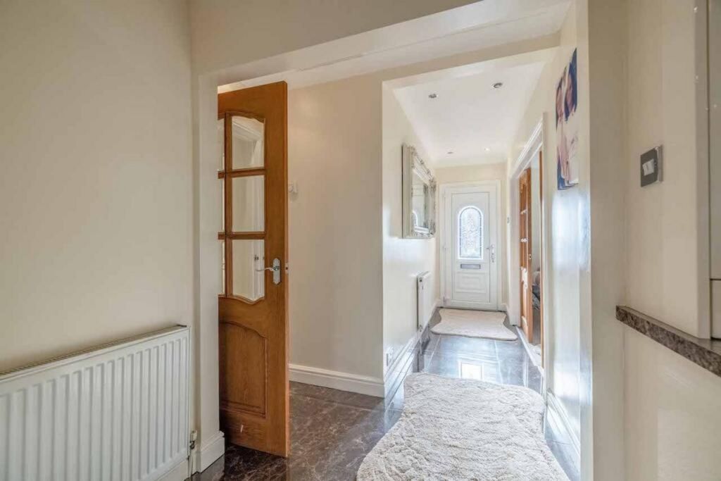 Additional image 16 of 7 bed detached bungalow for saleBangors Road North, Iver SL0