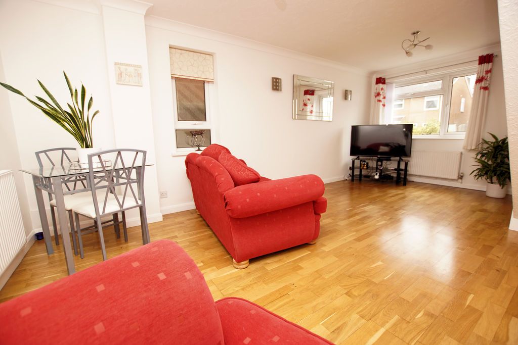 Property photo 2 of 12 Lounge/Dining Room