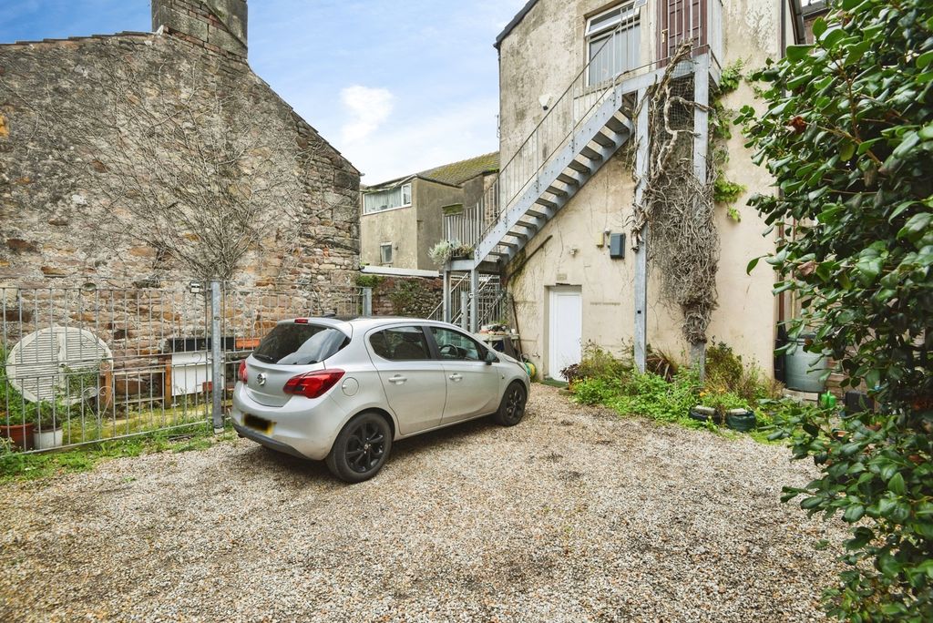 Property photo 2 of 20 Pbox-Img.Jpg