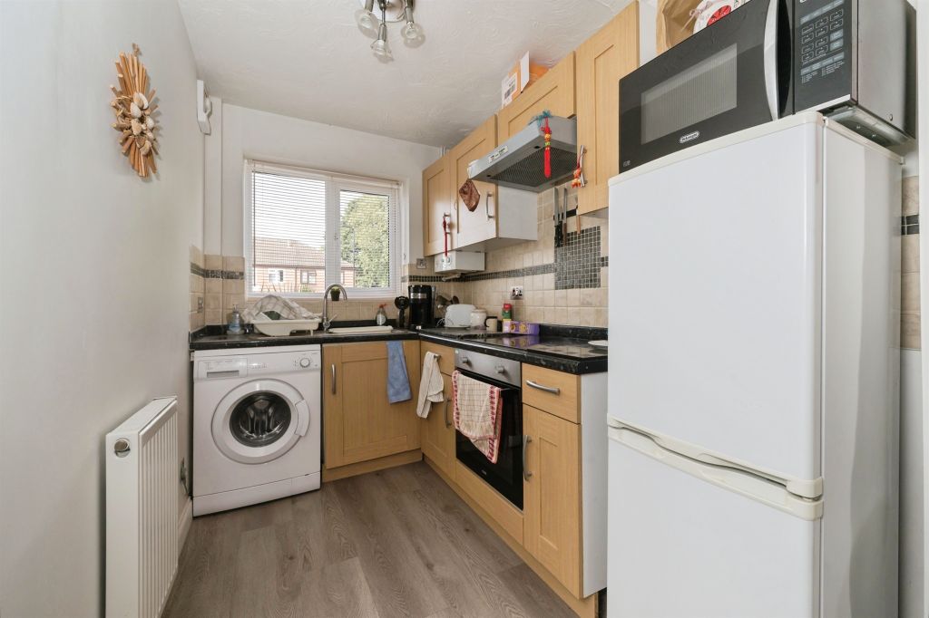 Property photo 3 of 16