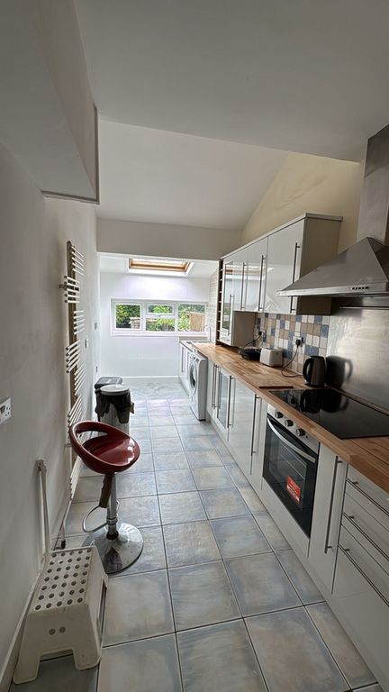 Property photo 2 of 23