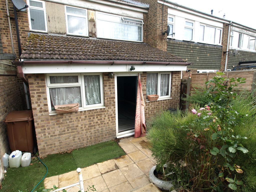 Property photo 2 of 3