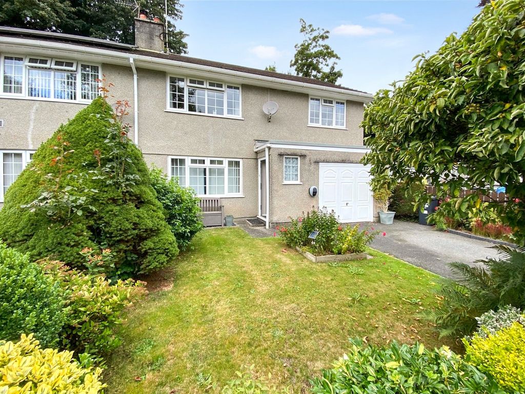 Property photo 1 of 14 Front