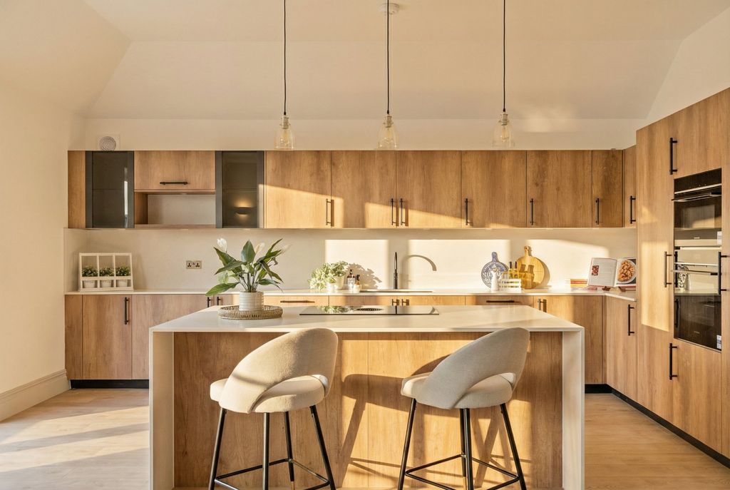 Property photo 2 of 9 Kitchen