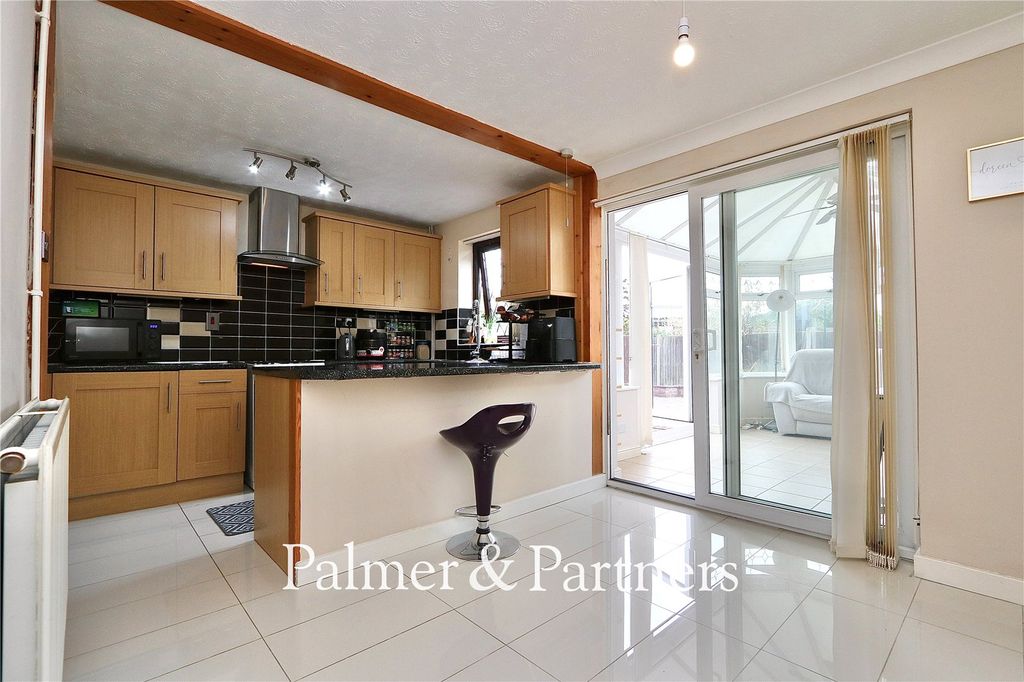 Property photo 3 of 21 Picture No. 03