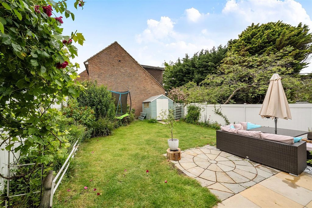 Property photo 2 of 14 1463597-16-6A0c8934A2B0B.Jpg