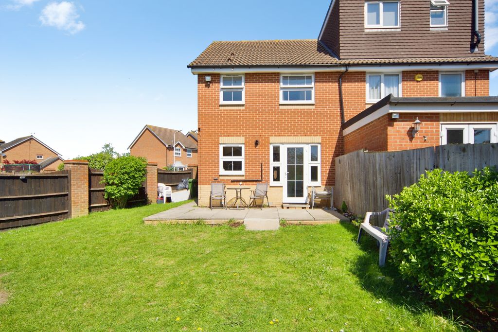 Property photo 3 of 22