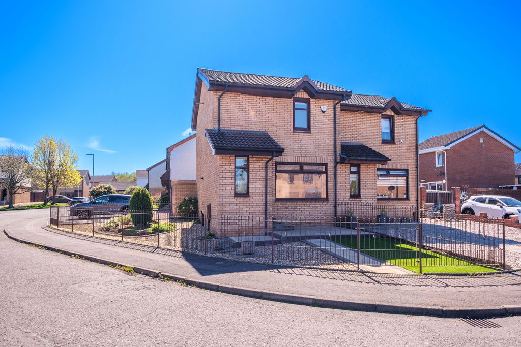 Property photo 1 of 22