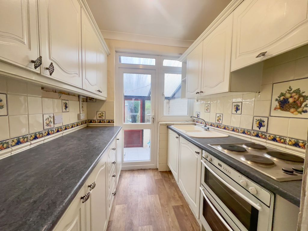 Property photo 3 of 13 Img_2062