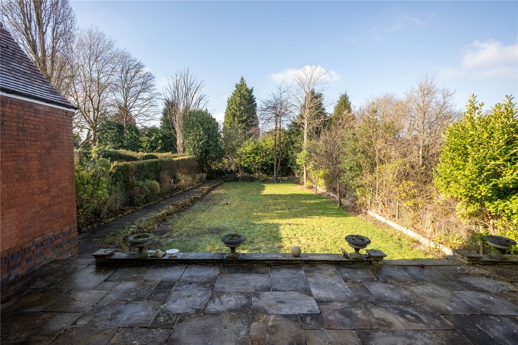 Property photo 3 of 44 Picture No. 10