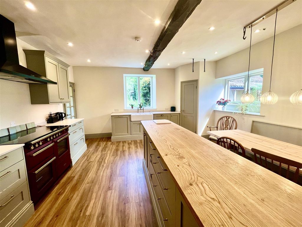 Property photo 3 of 32 Use 5.Jpg