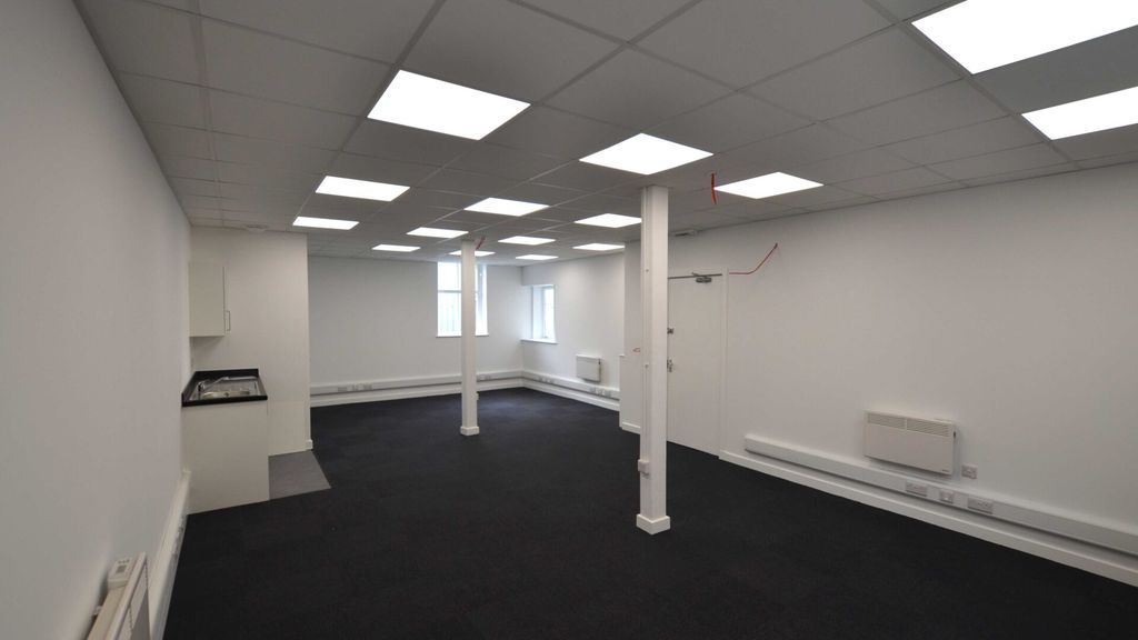 Property photo 3 of 6 Allied-Surveyors-Scotland-3B Quayside Street, Edin