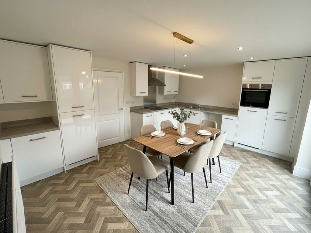 Property photo 2 of 6 Picture No. 09