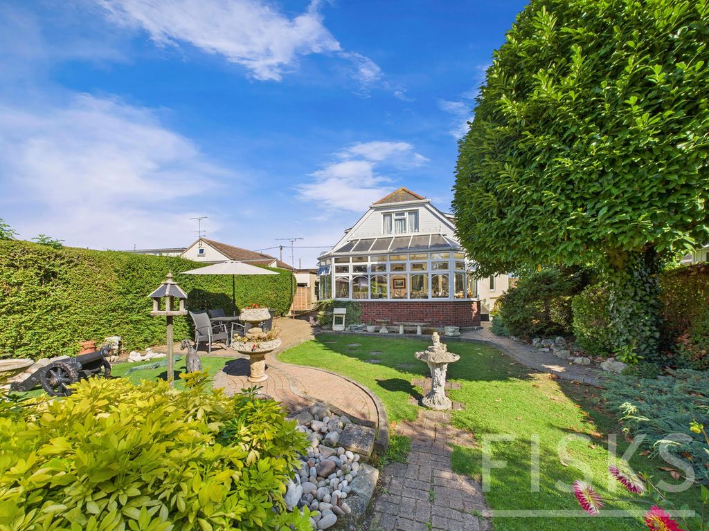 Property photo 2 of 24