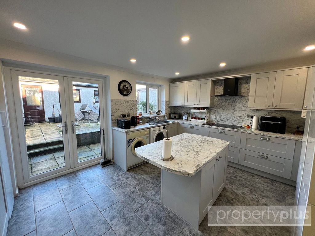 Property photo 1 of 13 Picture No. 01