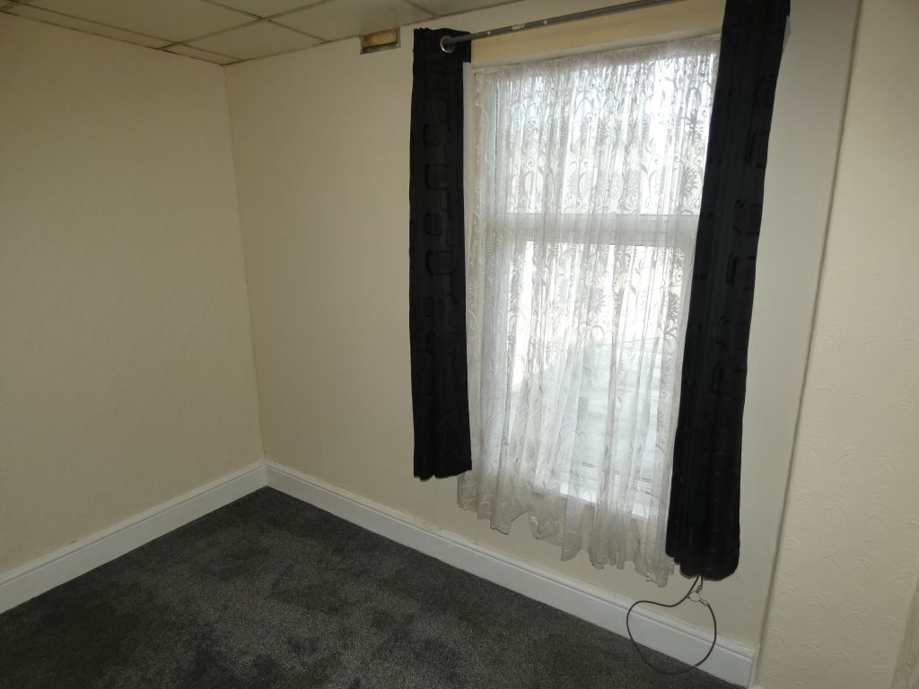 Property photo 3 of 5 Rent_Wes20F3_4