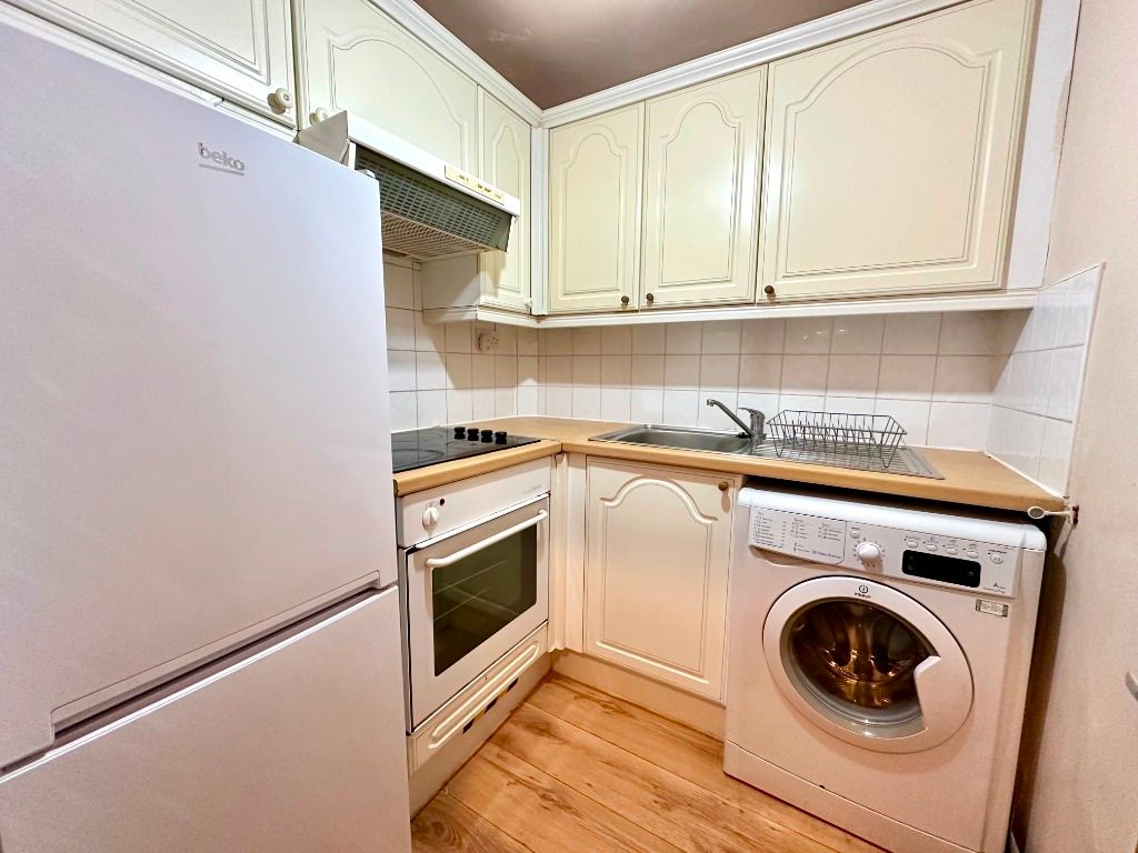 Property photo 3 of 8 Photo 3