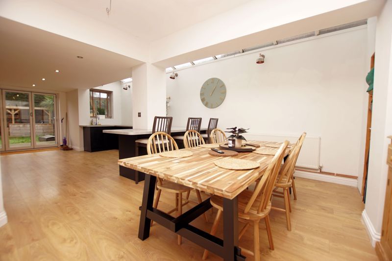 Property photo 3 of 16 Kitchen Diner