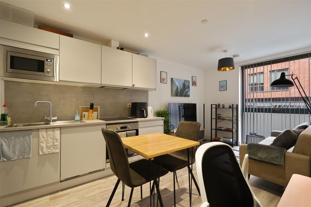 Property photo 3 of 15 Kitchen