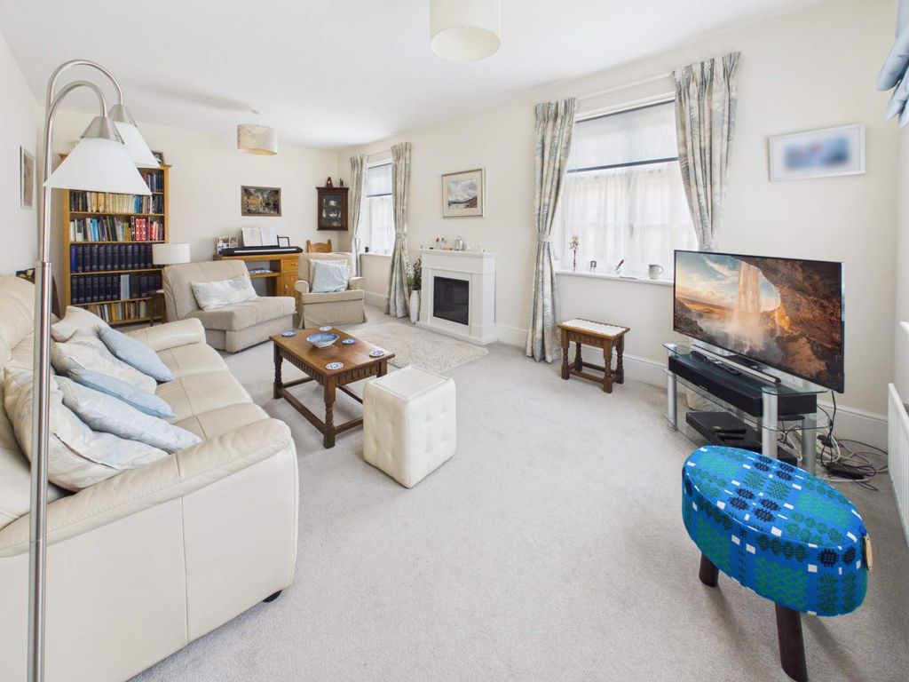 Property photo 2 of 25 Principle Reception Room