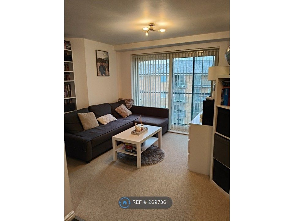 Property photo 2 of 8