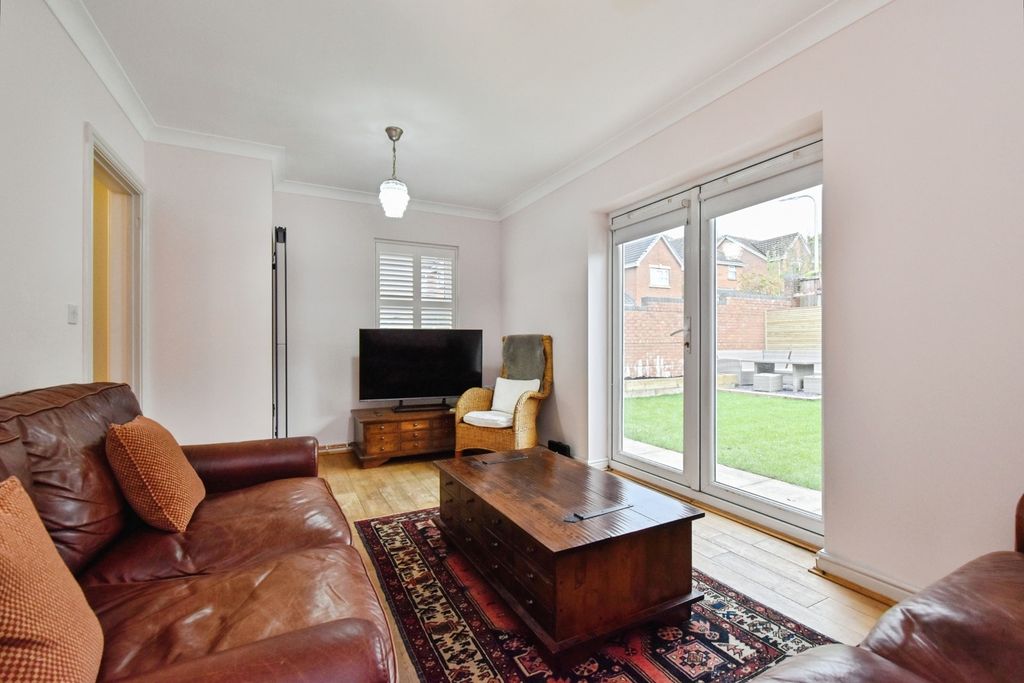 Property photo 3 of 20 Photo