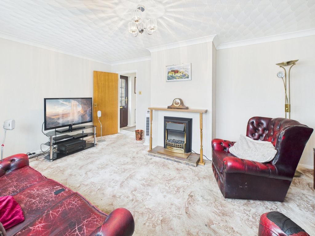 Property photo 3 of 13