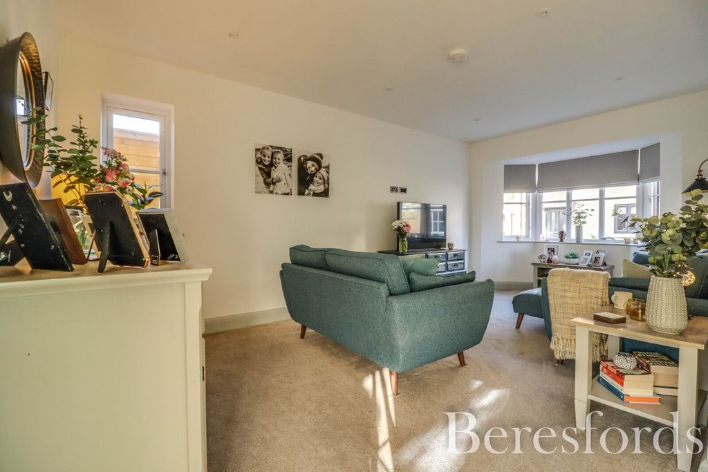 Property photo 3 of 23 Picture No. 23