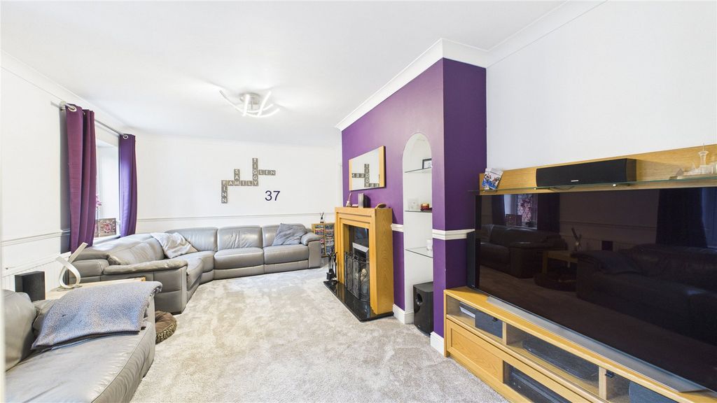 Property photo 3 of 22 Picture 3