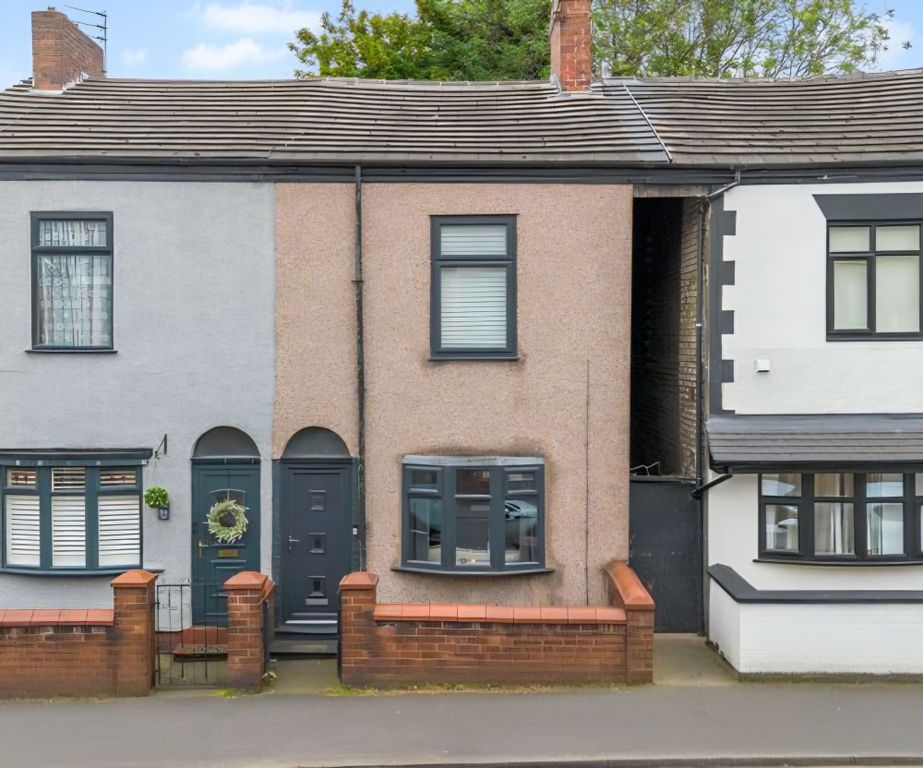Property photo 1 of 17