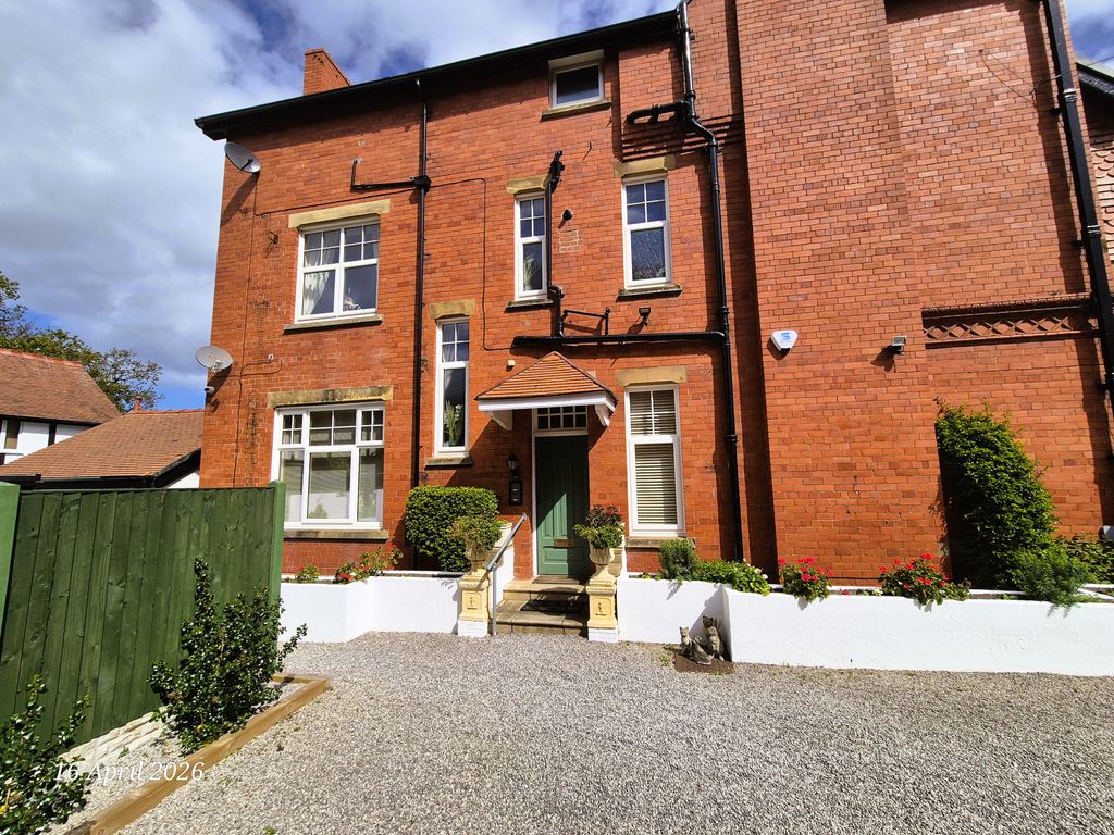 Property photo 1 of 36