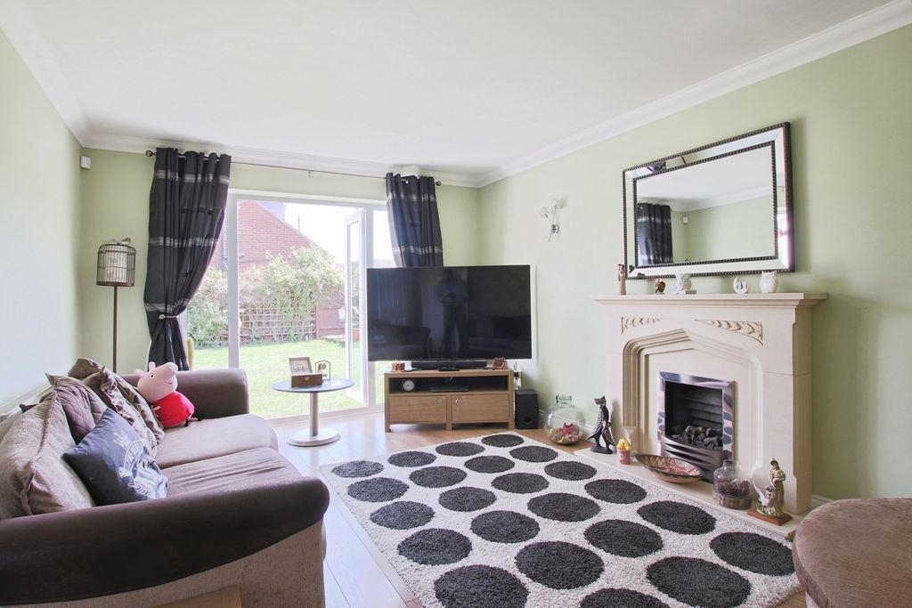 Property photo 3 of 20 4396505