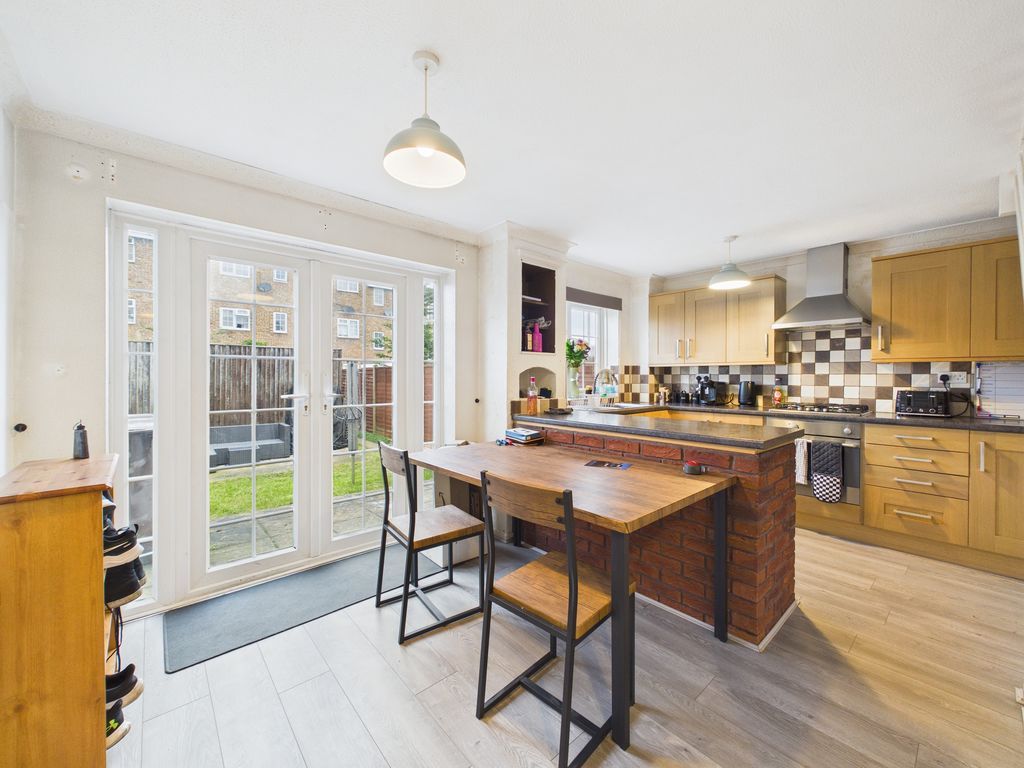 Property photo 3 of 14 Photo 18