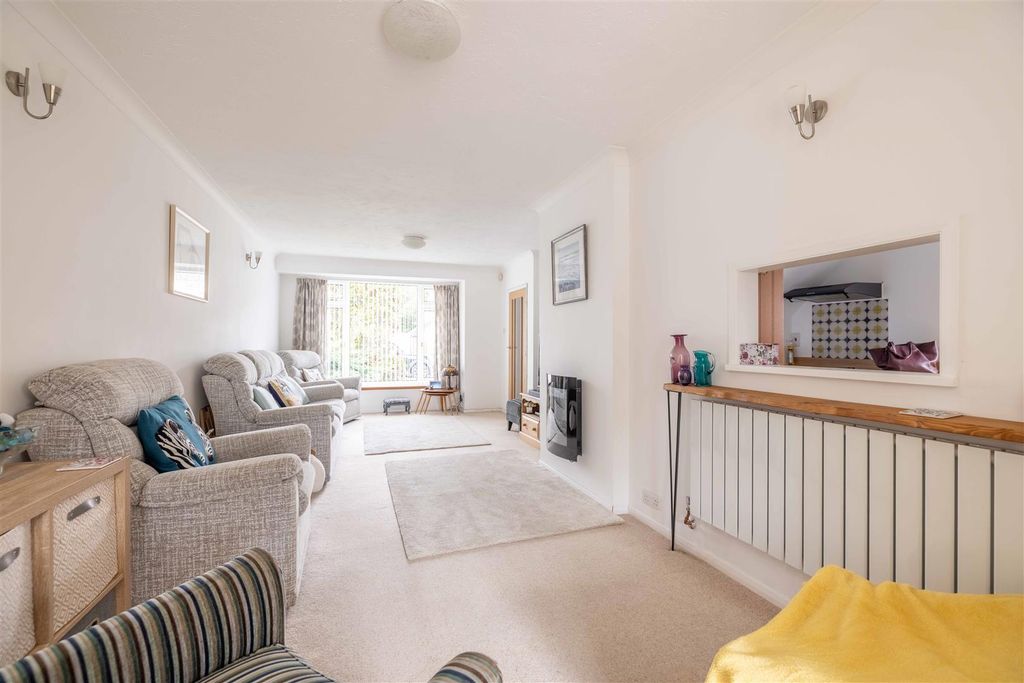 Property photo 3 of 27 Rp4 (22 Of 27).Jpg